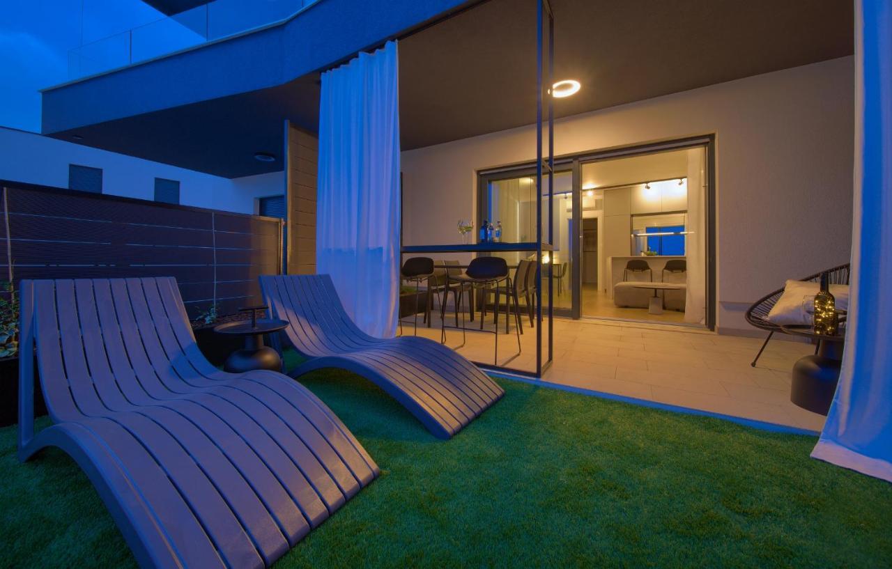 Apartment Diamar With Seaview Кърк Екстериор снимка